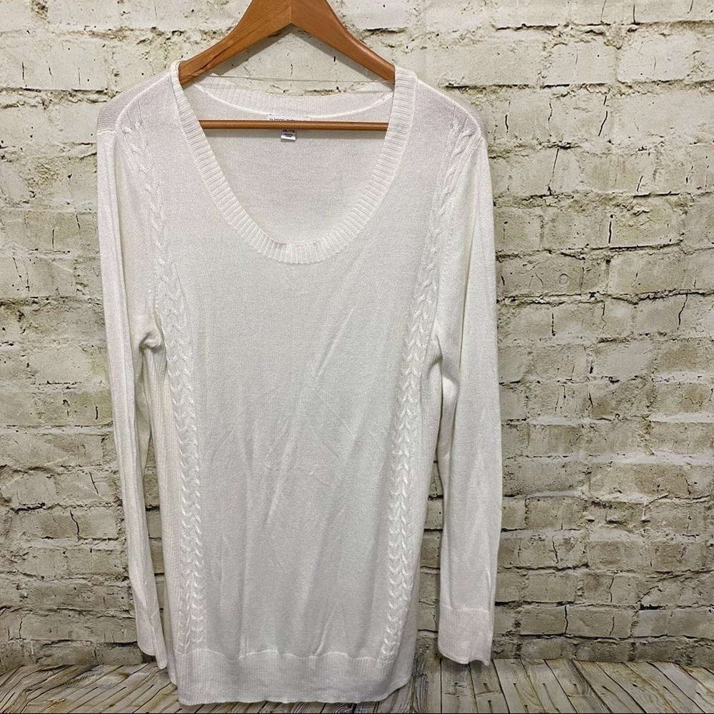 Liz Lange Maternity Ivory Ribbed Soft Pullover Sweater